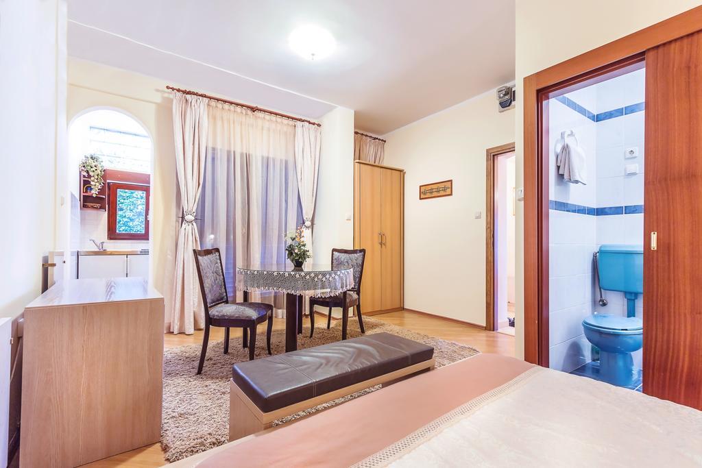 Villa Roses Apartments & Wellness Ičići Exteriér fotografie